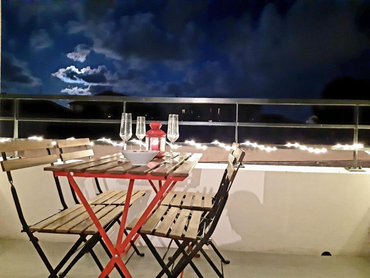 Cosy T3 Gare Terrasse + Parking Appartement Sète Buitenkant foto